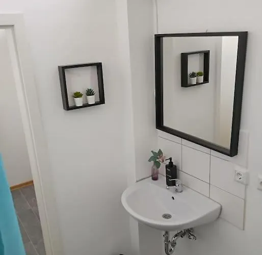 Apartamento Naehe Uni Und Bwzk Coblenza